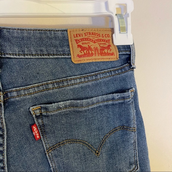 Levi's® 711™ Skinny Ankle Jean - Picture 7 of 7